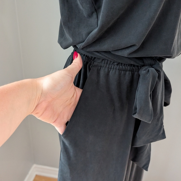 Banana Republic Black Modal Sleeveless Wide Leg Jumpsuit 10 Petitie - Picture 6 of 12